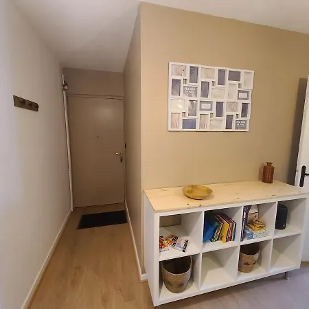 Apartment With Air Conditioning, Private Parking, Balcony, Agen