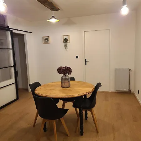 With Air Conditioning, Private Parking, Balcony, *
